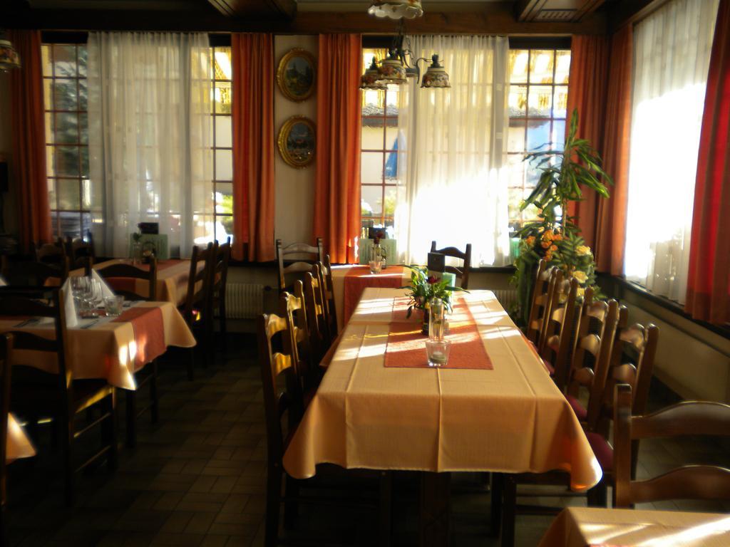 Pension Taverne Grächen Buitenkant foto