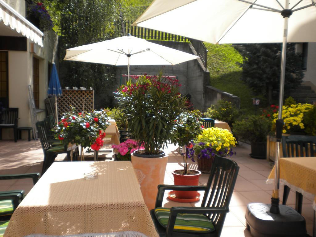Pension Taverne Grächen Buitenkant foto