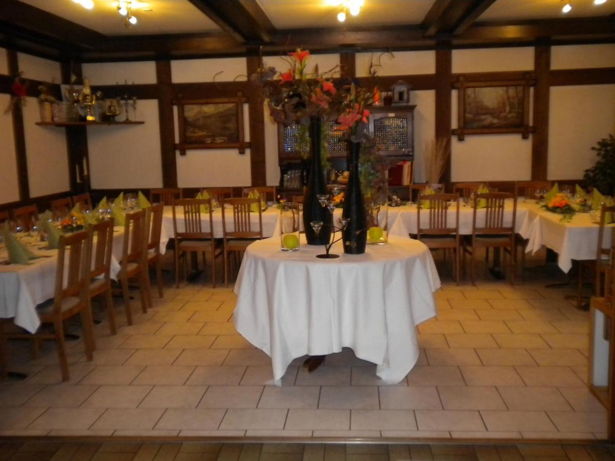 Pension Taverne Grächen Buitenkant foto
