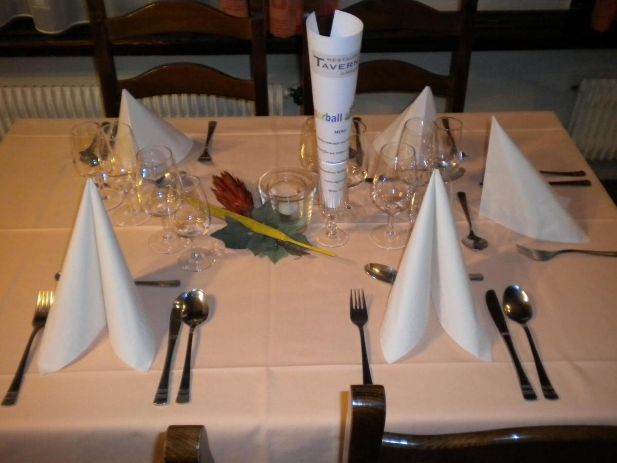 Pension Taverne Grächen Buitenkant foto